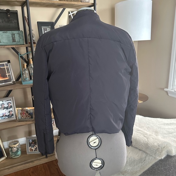 DKNY Lightweight Puffer Jacket - Picture 2 of 5